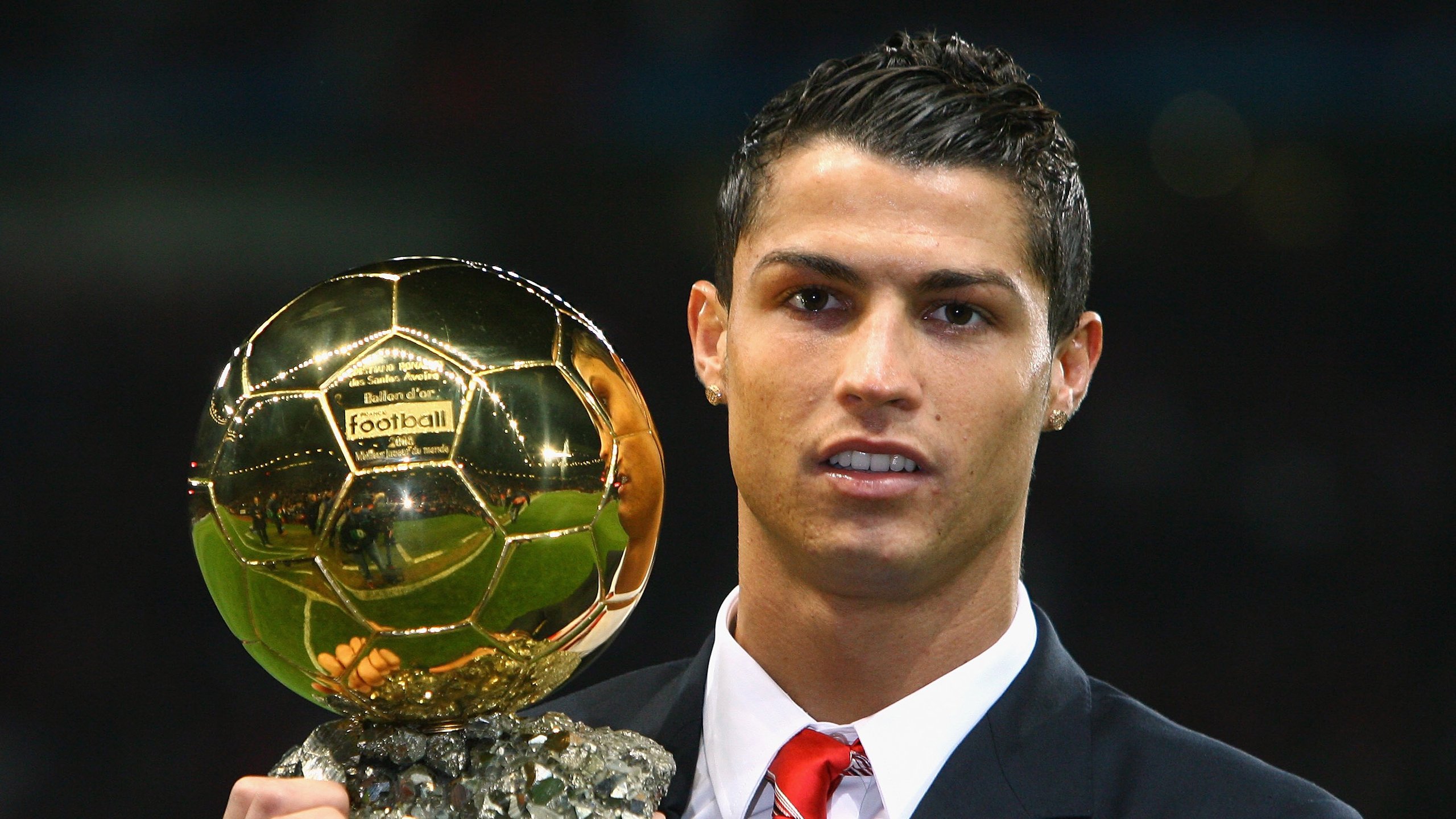 “足球公益项目助推乡村足球，普及全民运动”，农村足球比赛