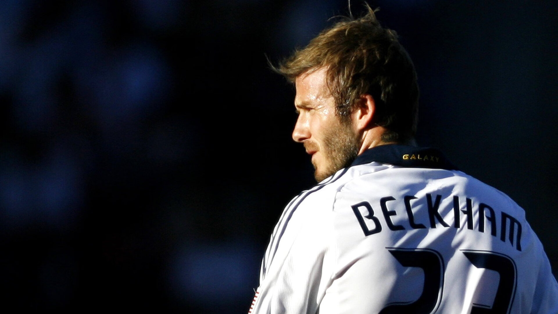 九游下载官网-足球运动员职业生涯规划逐步完善，行业持续向好，足球运动员发展规划